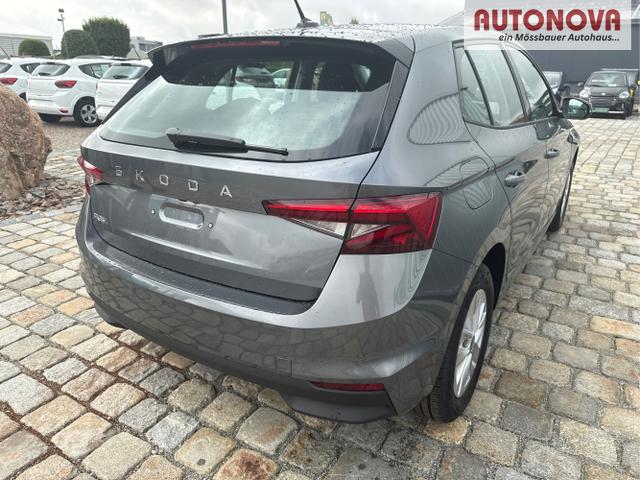 Skoda / Fabia / Grau / / / 130 Jahre 1.0 MPI 80 PS-Virtuelles Cockpit-AppleCarplay-Android-Auto-LED-Klima-Tempomat-R&uuml;ckfahrkamera-DAB-SHZ-15 Alu-sofort, Beispielbilder, ggf. teilweise mit Sonderausstattung