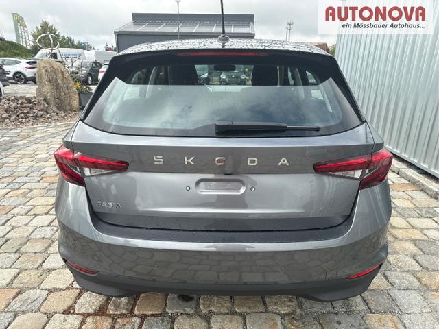 Skoda / Fabia / Grau / / / 130 Jahre 1.0 MPI 80 PS-Virtuelles Cockpit-AppleCarplay-Android-Auto-LED-Klima-Tempomat-R&uuml;ckfahrkamera-DAB-SHZ-15 Alu-sofort, Beispielbilder, ggf. teilweise mit Sonderausstattung