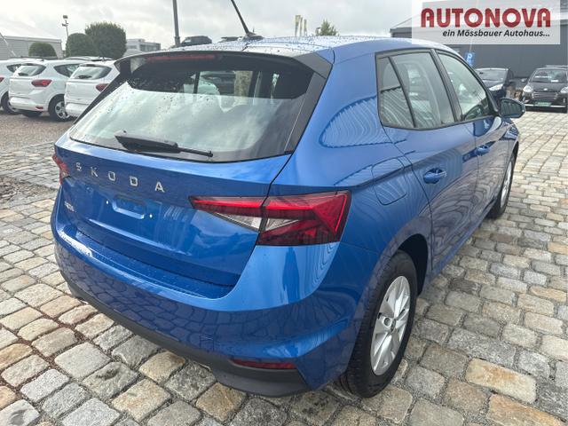 Skoda / Fabia / Blau / / / 130 Jahre 1.0 MPI 80 PS-Virtuelles Cockpit-AppleCarplay-Android-Auto-LED-Klima-Tempomat-R&uuml;ckfahrkamera-DAB-SHZ-15 Alu-sofort, Beispielbilder, ggf. teilweise mit Sonderausstattung