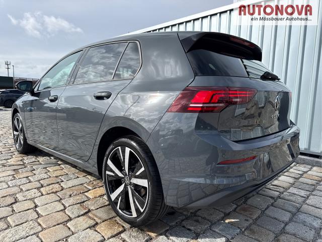 Volkswagen / Golf / Grau / / / 