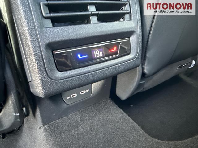 Volkswagen / Golf / Grau / / / 