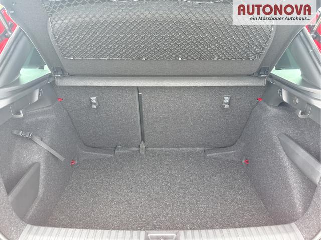 Skoda / Kamiq / Rot / / / , Beispielbilder, ggf. teilweise mit Sonderausstattung