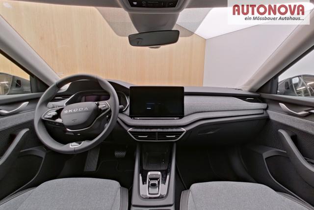 Skoda Octavia Combi Selection DSG Selec Matrix HUD Nav ACC Kessy 