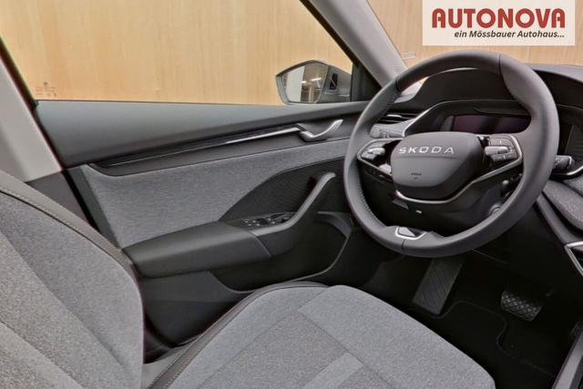 Skoda Octavia Combi Selection DSG Selec Matrix HUD Nav ACC Kessy 