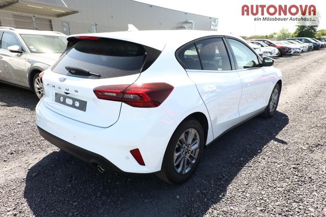 Ford Focus Titanium X ACC Nav LED Kam TotW KeyFree 