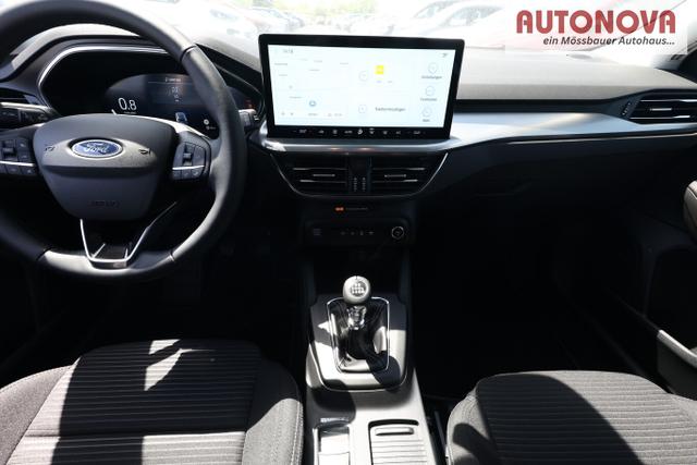 Ford Focus Titanium X ACC Nav LED Kam TotW KeyFree 