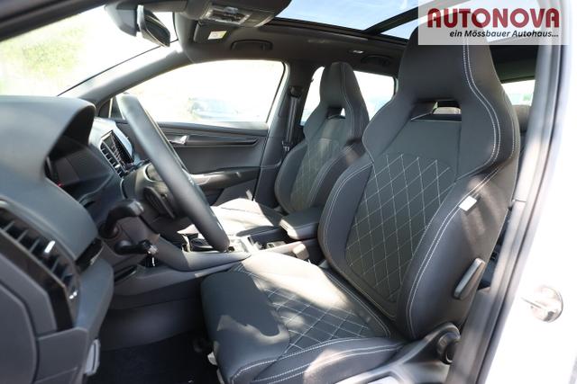 Skoda Karoq Sportline DSG Sportl Pano Matrix Nav 360&deg; Canton ACC 
