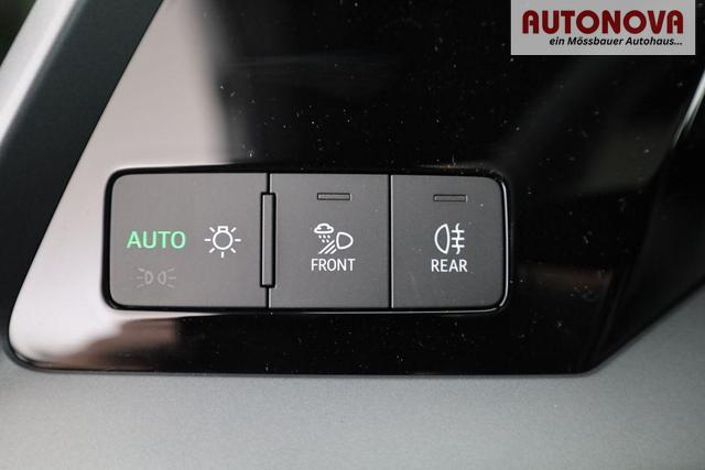 Audi A3 Sportback 35 TFSI S line S-Tronic S-LINE, Pano, Teilleder, Kamera, ACC, Sitzheizung, 4-J Garantie 
