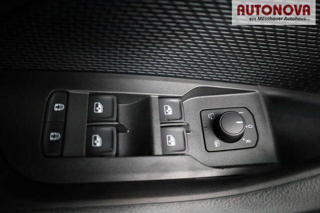 Skoda Octavia Combi RS 2.0 TSI DSG, Sonderlackierung, AHK, 19 Zoll, Canton, el. Klappe, Navi, Matrix, sofort 
