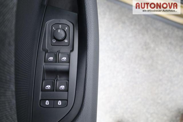 Skoda Kodiaq 2.0 TDI 142kW 4x4 Selection DSG Selection, 7-Sitzer, AHK, Navi, Side, el. Klappe, AreaView, ParkAssist 