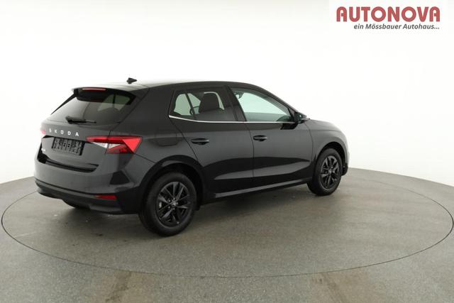 Skoda Fabia Selection 1.0 TSI DSG Selection, KESSY, Kamera, 15-Zoll schwarz, Winter, Ladeboden 