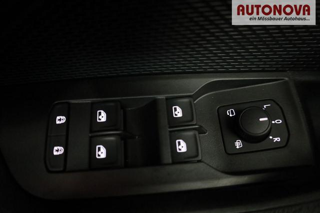 Skoda Octavia Combi 2.0 TSI 195 kW RS DSG, AHK, Navi, Matrix, Side, Winter, 5 J.-Garantie 