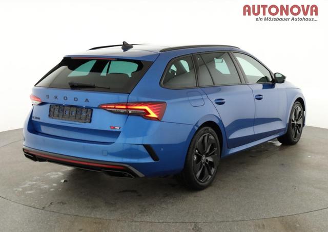 Skoda Octavia Combi 2.0 TSI 195 kW RS DSG, Pano, AHK, Navi, Matrix, Side, Winter, 5 J.-Garantie 