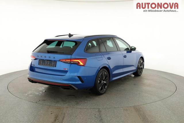 Skoda Octavia Combi 2.0 TSI 195 kW RS DSG, Pano, AHK, Navi, Matrix, Side, Winter, 5 J.-Garantie 
