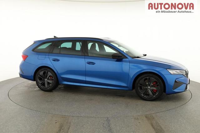 Skoda Octavia Combi 2.0 TSI 195 kW RS DSG, Pano, AHK, Navi, Matrix, Side, Winter, 5 J.-Garantie 