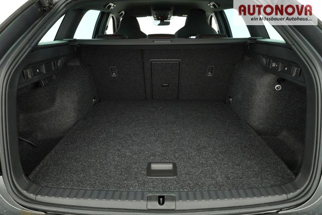 Skoda Octavia Combi 2.0 TSI 195 kW RS DSG, Standheizung, AHK, Navi, Matrix, Side, Winter, 5 J.-Garantie 