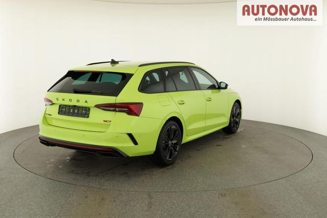 Skoda Octavia Combi 2.0 TSI 195 kW RS DSG, AHK, Navi, Matrix, Side, Winter, 5 J.-Garantie 