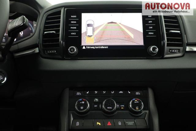 Skoda Karoq Selection 2.0 TDI DSG 4x4 Selection, AHK, Navi, LED, Kamera, Winter, el. Klappe, 4 J.-Garantie 