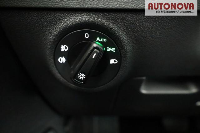 Skoda Karoq Selection 2.0 TDI DSG 4x4 Selection, AHK, Navi, LED, Kamera, Winter, el. Klappe, 4 J.-Garantie 