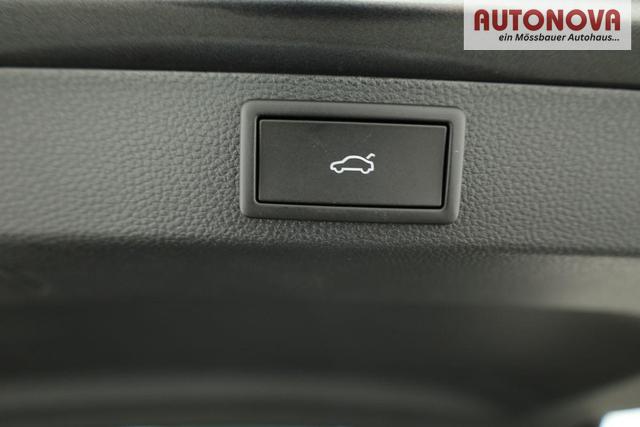 Skoda Karoq Sportline 1.5 TSI DSG Sportline, AHK, Navi, Matrix, Kamera, el. Klappe, 5-J. Garantie 