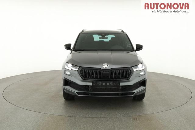 Skoda Karoq Sportline 1.5 TSI DSG Sportline, AHK, Navi, Matrix, Kamera, el. Klappe, 5-J. Garantie 
