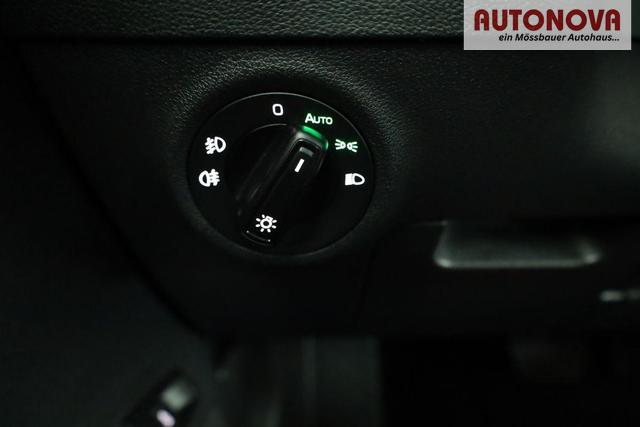 Skoda Karoq Selection 1.5 TSI DSG Selection, AHK, Navi, LED, Kamera, Winter, el. Klappe, Ladeboden, 4 J.-Garantie 