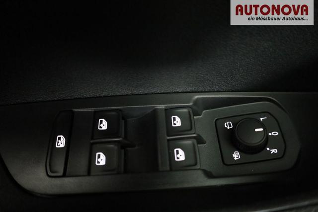 Skoda Karoq Selection 4x4 2.0 TDI DSG Selection, AHK, LED, Kamera, Winter, el. Klappe, 4 J.-Garantie 