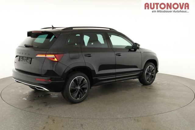 Skoda Karoq Sportline 1.5 TSI DSG Sportline, AHK, Navi, CANTON, Matrix, AreaView, Side, Kamera, el. Klappe, FS-beheizbar 
