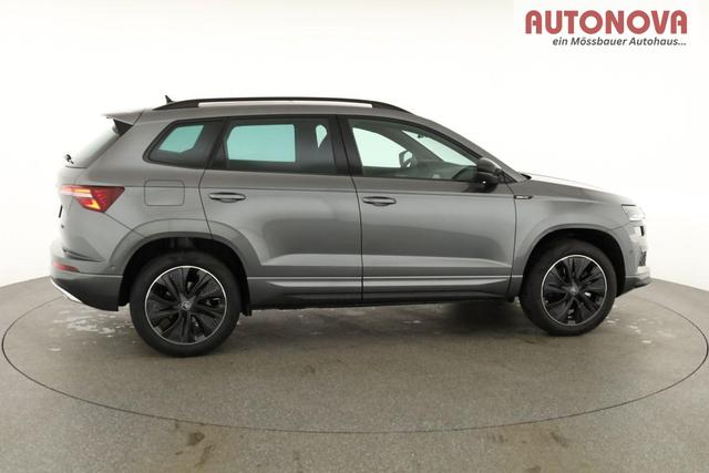 Skoda Karoq Sportline 4x4 2.0 TDI DSG Sportline, Pano, AHK, Navi, Matrix, AreaView, Side, Kamera, el. Klappe, FS-beheizbar, Winter 
