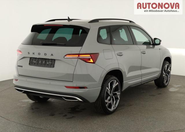 Skoda Karoq Sportline 1.5 TSI DSG Sportline, Pano, AHK, Navi, CANTON, Matrix, AreaView, Side, FS-beheizbar, 19-Zoll 