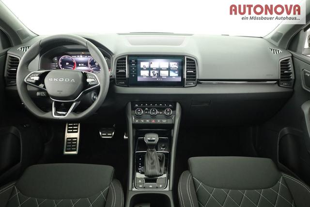 Skoda Karoq Sportline 1.5 TSI DSG Sportline, Pano, AHK, Navi, CANTON, Matrix, AreaView, Side, FS-beheizbar, 19-Zoll 