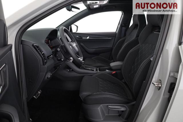 Skoda Karoq Sportline 1.5 TSI DSG Sportline, Pano, AHK, Navi, CANTON, Matrix, AreaView, Side, FS-beheizbar, 19-Zoll 