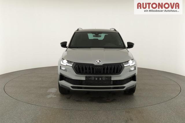 Skoda Karoq Sportline 1.5 TSI DSG Sportline, Pano, AHK, Navi, CANTON, Matrix, AreaView, Side, FS-beheizbar, 19-Zoll 