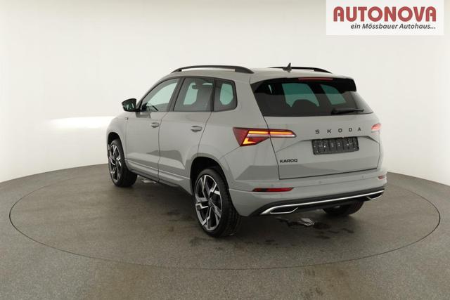 Skoda Karoq Sportline 1.5 TSI DSG Sportline, Pano, AHK, Navi, CANTON, Matrix, AreaView, Side, FS-beheizbar, 19-Zoll 