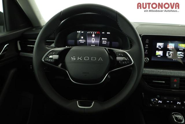 Skoda Kamiq Selection 1.0 TSI Selection, AHK, LED, Kamera, Ladeboden, Winter 