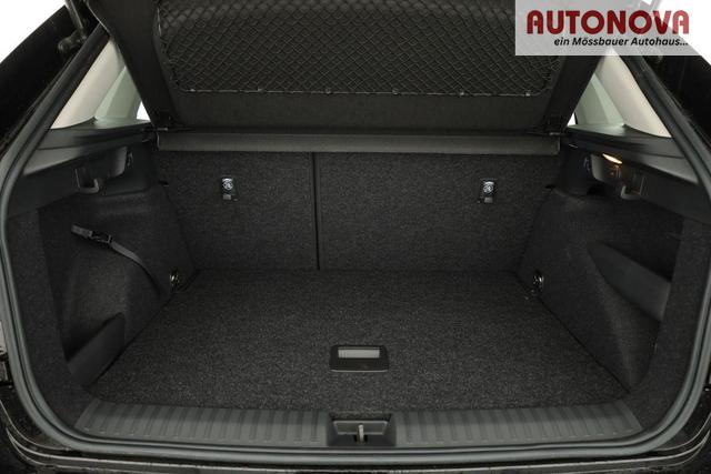 Skoda Kamiq Selection 1.5 TSI DSG Selection, LED, Kamera, Ladeboden, Winter 