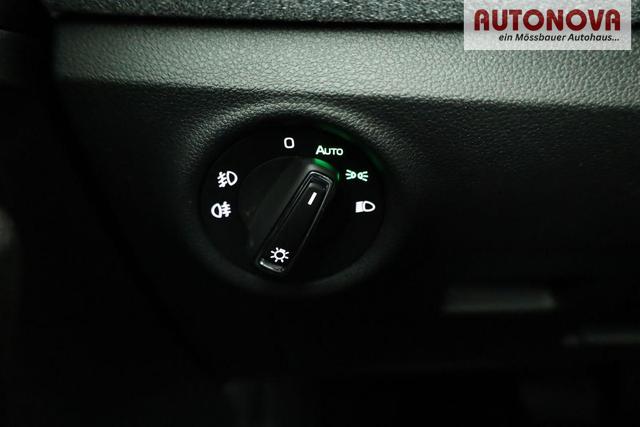 Skoda Kamiq Selection 1.0 TSI DSG Selection, Matrix, Kamera, Ladeboden, Winter, 16-Zoll 