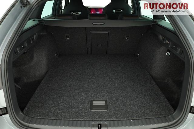Skoda Octavia Combi 2.0 TSI 195 kW RS DSG, AHK, Navi, Matrix, Side, Winter, 5 J.-Garantie 