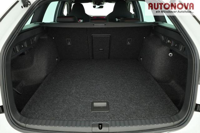 Skoda Octavia Combi 2.0 TSI 195 kW RS DSG, AHK, Navi, Matrix, Side, Winter, 5 J.-Garantie 