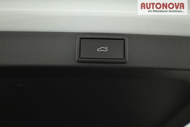 Skoda Octavia Combi 2.0 TSI 195 kW RS DSG, AHK, Navi, Matrix, Side, Winter, 5 J.-Garantie 