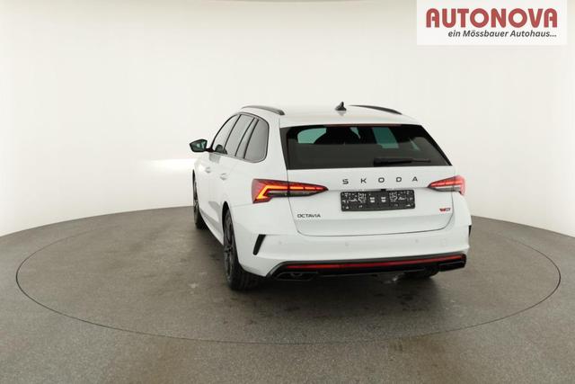 Skoda Octavia Combi 2.0 TSI 195 kW RS DSG, AHK, Navi, Matrix, Side, Winter, 5 J.-Garantie 