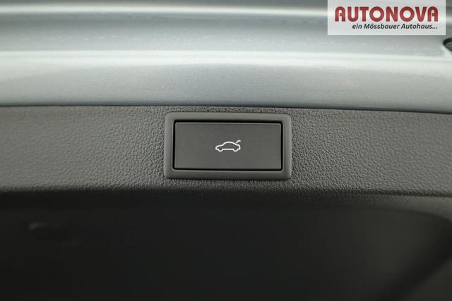 Skoda Octavia Combi 2.0 TSI 195 kW RS DSG, Pano, AHK, Navi, Matrix, Side, Winter, 5 J.-Garantie 