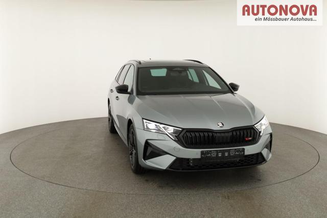 Skoda Octavia Combi 2.0 TSI 195 kW RS DSG, Pano, AHK, Navi, Matrix, Side, Winter, 5 J.-Garantie 