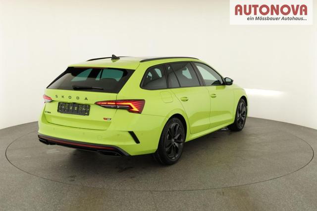 Skoda Octavia Combi 2.0 TSI 195 kW RS DSG, Pano, AHK, Navi, Matrix, Side, Winter, 5 J.-Garantie 