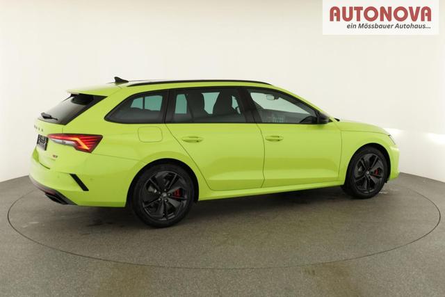 Skoda Octavia Combi 2.0 TSI 195 kW RS DSG, Pano, AHK, Navi, Matrix, Side, Winter, 5 J.-Garantie 