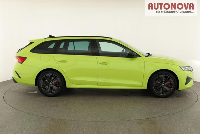 Skoda Octavia Combi 2.0 TSI 195 kW RS DSG, Pano, AHK, Navi, Matrix, Side, Winter, 5 J.-Garantie 