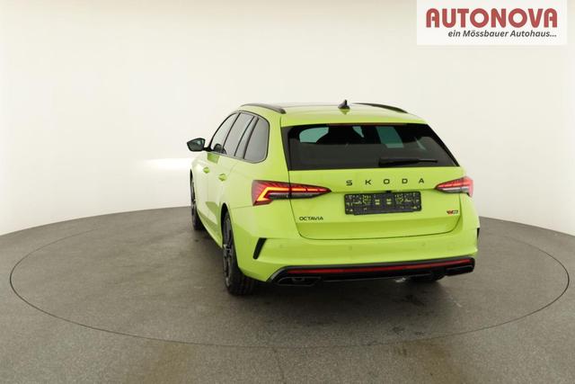 Skoda Octavia Combi 2.0 TSI 195 kW RS DSG, Pano, AHK, Navi, Matrix, Side, Winter, 5 J.-Garantie 