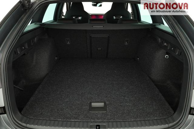 Skoda Octavia Combi 2.0 TSI 195 kW RS DSG, AHK, Navi, Matrix, Canton, Side, Winter, 5 J.-Garantie 
