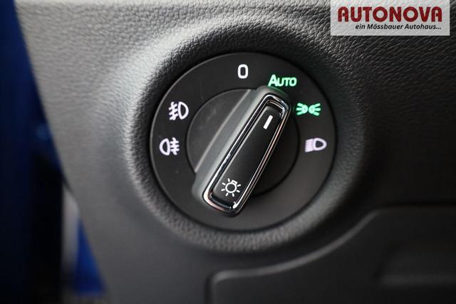 Skoda Kamiq Selection 1.0 TSI DSG Selection, Matrix, Kamera, Ladeboden, Winter, 16-Zoll 