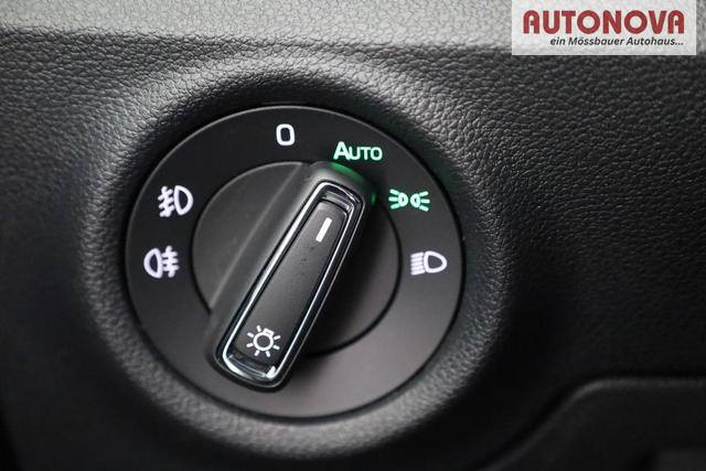 Skoda Kamiq Selection 1.0 TSI DSG Selection, AHK, Matrix, Kamera, Ladeboden, Winter, 16-Zoll 